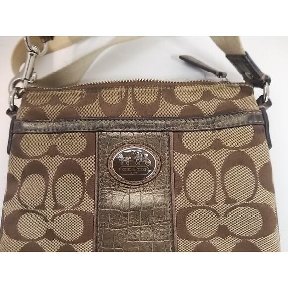 Coach Sutton Signature Gold Crocodile Leather Stripe Swing Pack - Picture 3 of 8